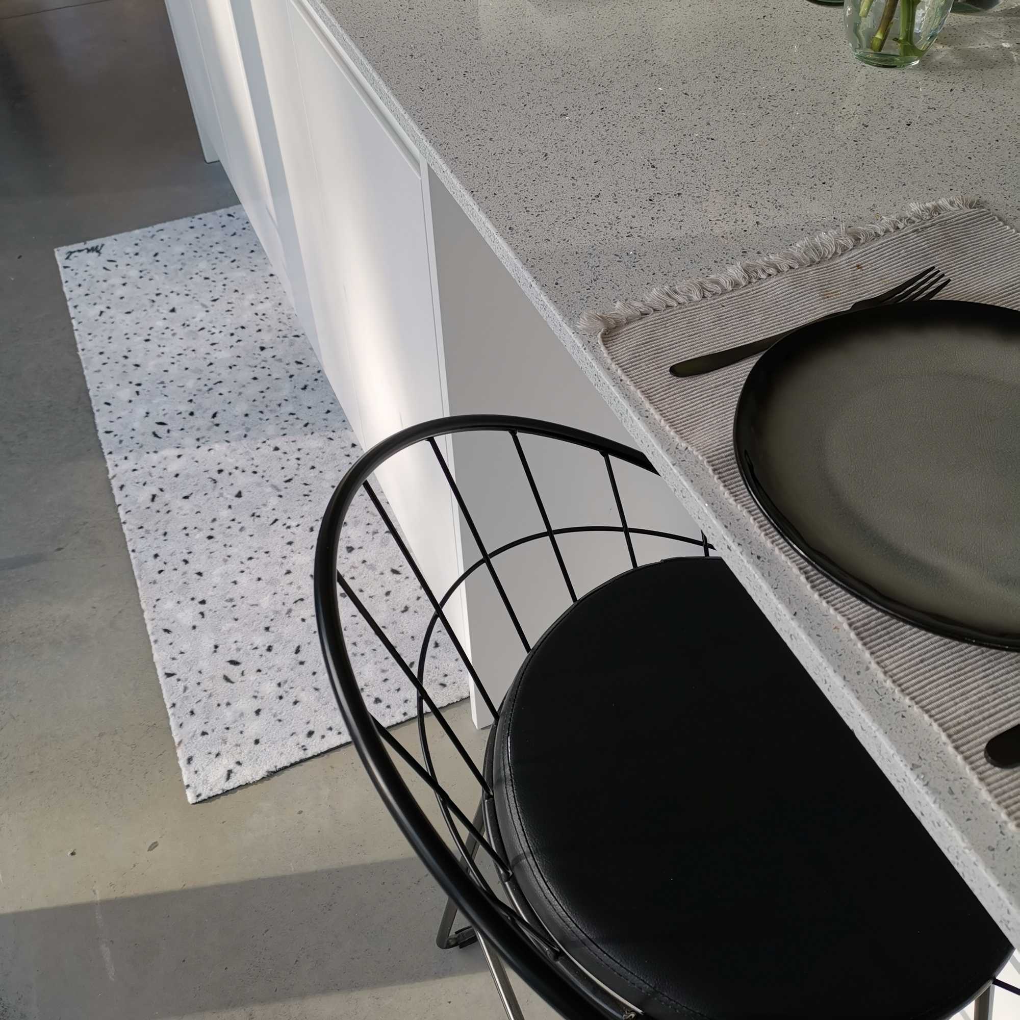 Bodhi Speckled Washable Runner Mats In Grey White